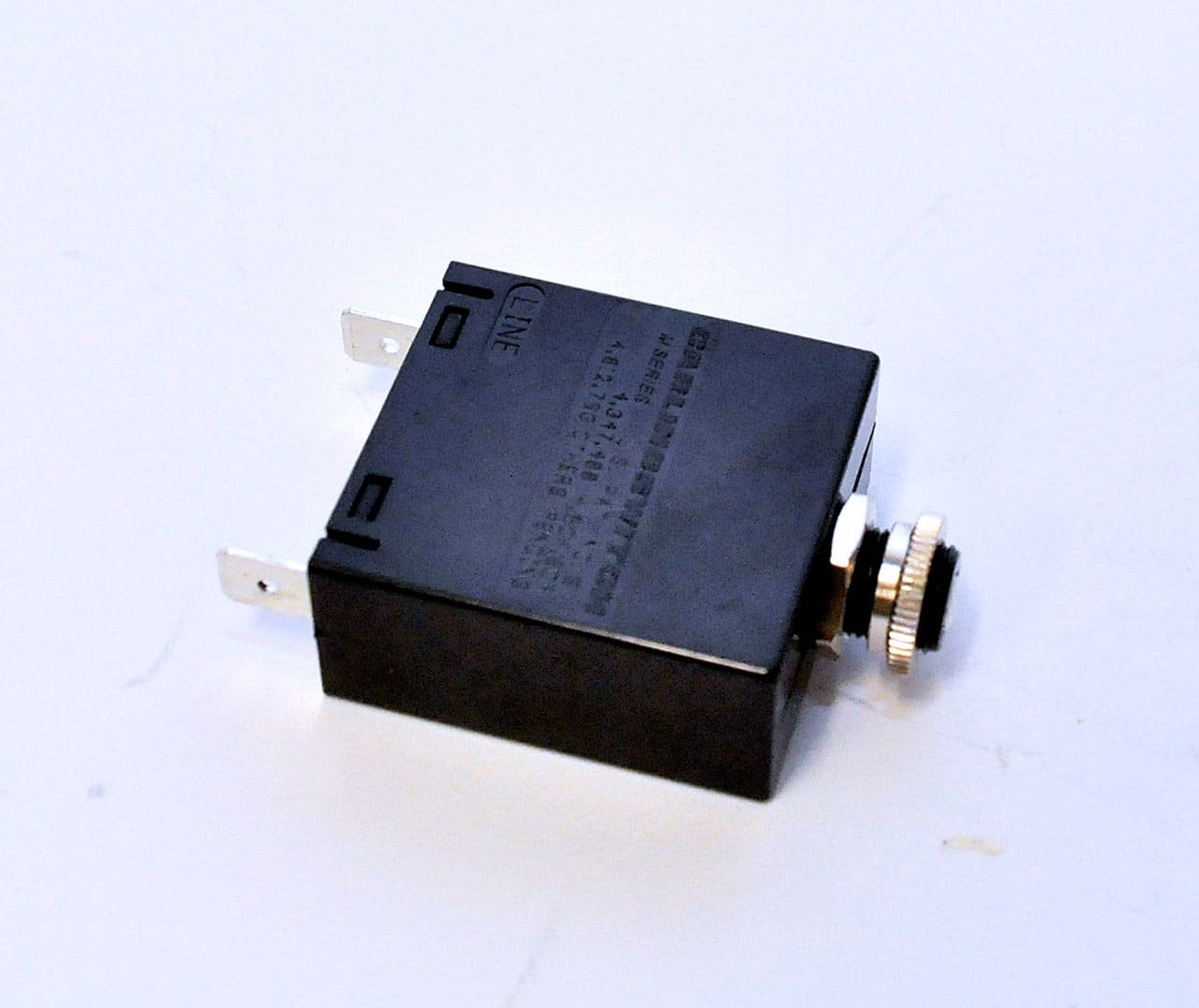 Replacement 25 Amp Magnetic Breaker for 300W Transformers