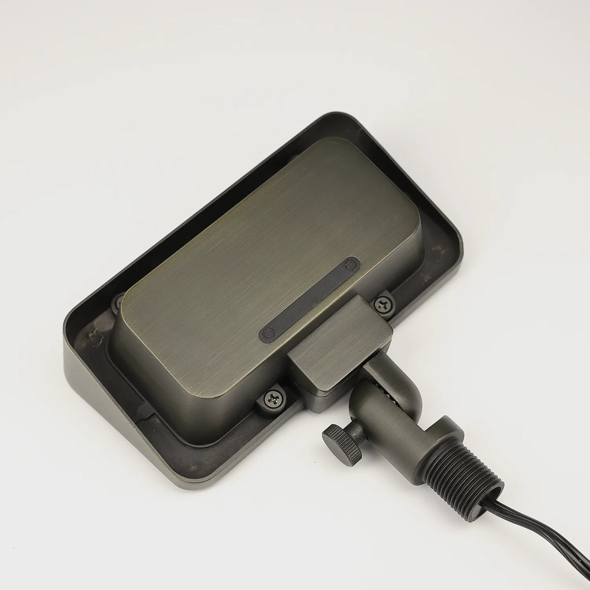CLS E02M Edge Series Solid Cast Brass Field-Selectable LED Flood Light view 3